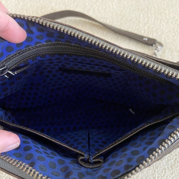 Rebecca Minkoff Quilted Leather crossbody gray ,silver hardware, great condition - Picture 7 of 11